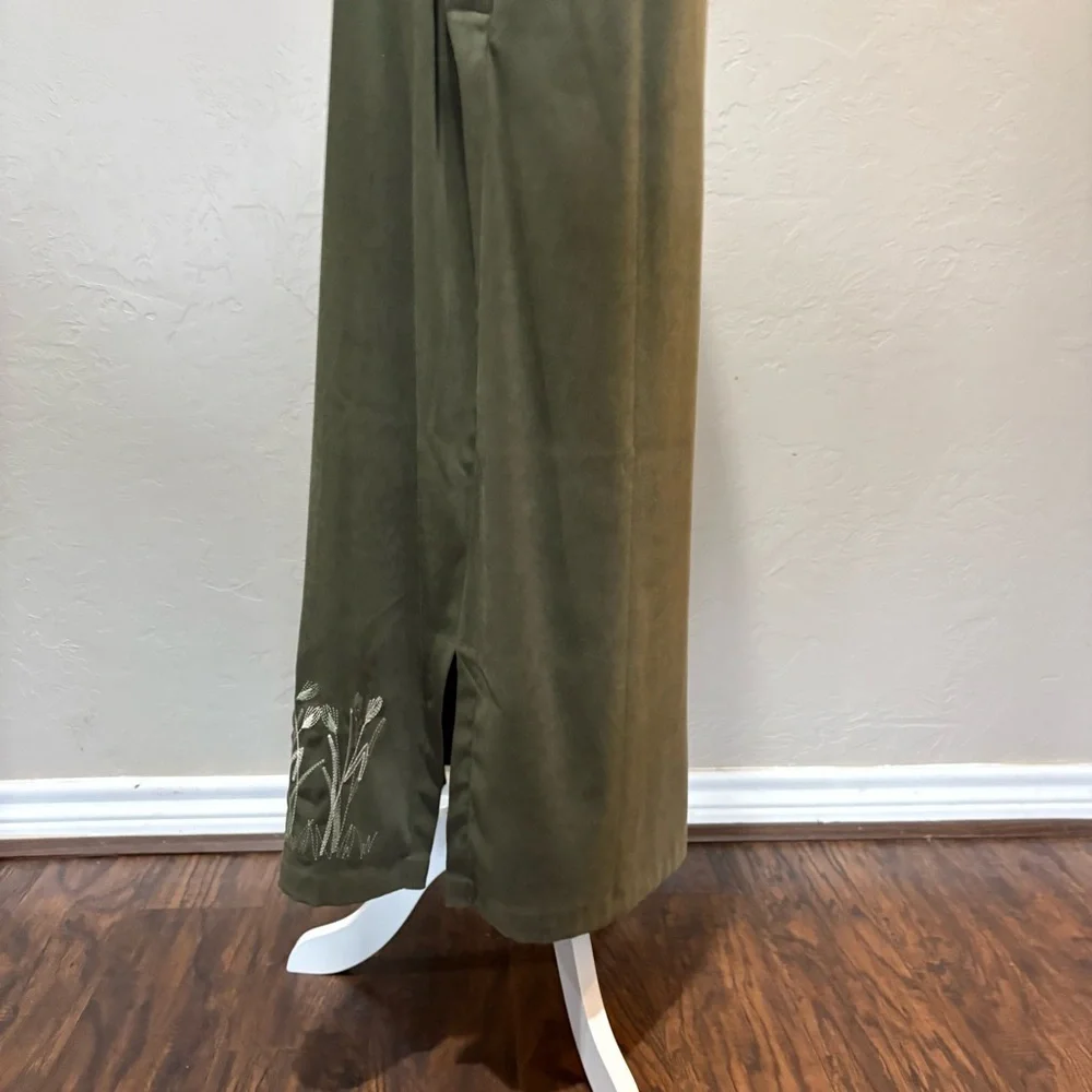 Decorated Originals Olive Green Sleeveless Midi Dress – Embroidered Hem LG - Picture 8 of 13